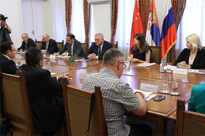 Predsednik Nacionalnog saveta i članovi Nacionalnog saveta, ministri u Vladi Srbije razgovarali su sa predstavnicima Investicionog fonda SINO-CHINA Investment Group 