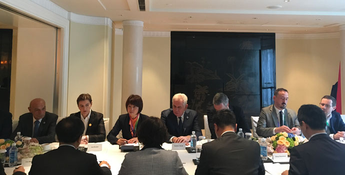  Председник Националног савета Николић разговарао је са руководством кинеске компаније Huawei, Кинеске банке и компаније HBIS 