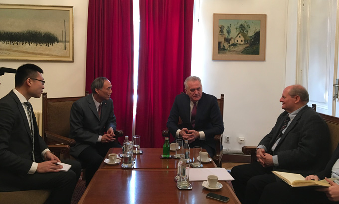  Council President Nikolić meets Ambassador of P. R. China Li Manchang 